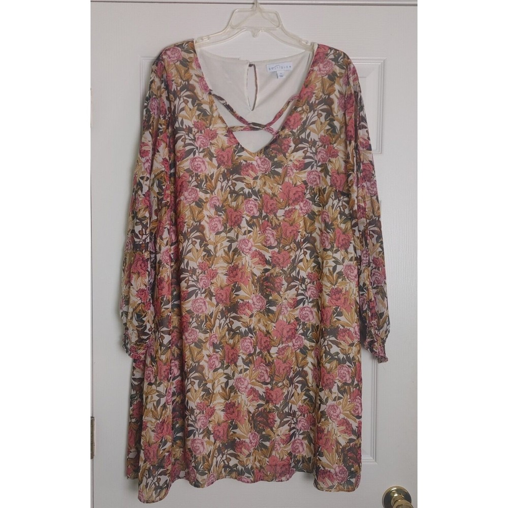 Boutique Shift Dress Plus Size 1X Fully Lined Flowy Floral Romantic New
